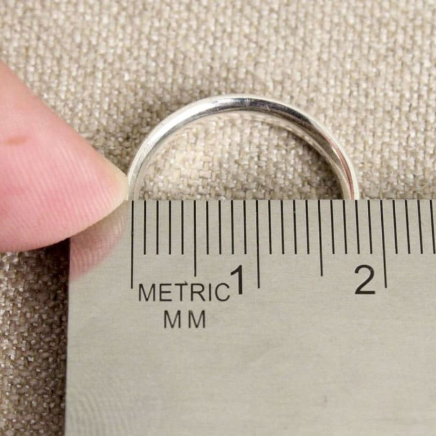 Cách đo size nhẫn dựa trên một chiếc nhẫn có sẵn
