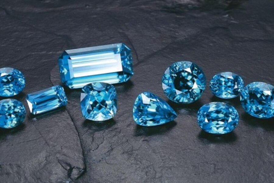 Những viên đá Zircon mang vẻ ngoài giống hệt kim cương